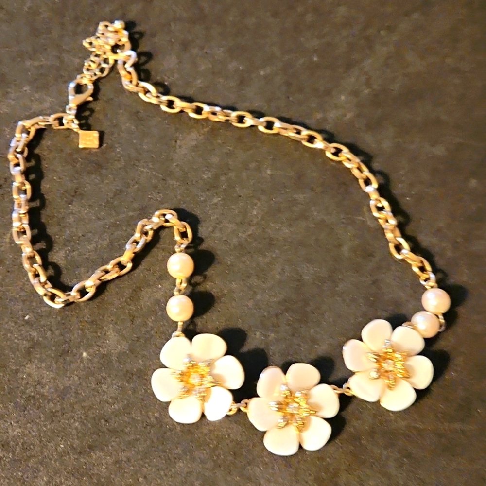 Banana Republic MOP Necklace